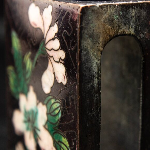 Vintage Cloisonné Black Floral Matchbox Cover With Hand-Painted Enamel Design - Picture 7 of 8
